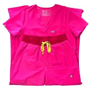 Figs Scrub Top & High Waisted Skinny Pants in Shocking Pink, Women’s Small